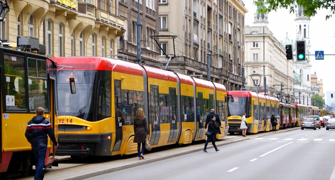 Wykolejenie tramwaju linii 6 na pętli Gocławek w Warszawie