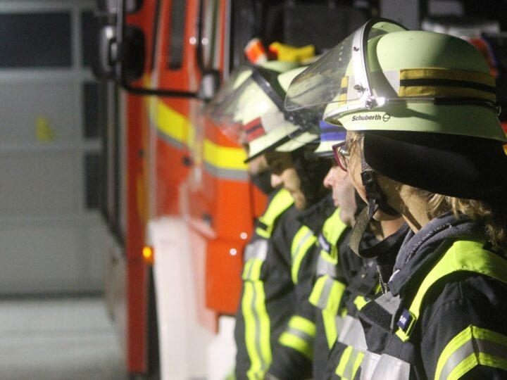 Wstrząsający wybuch i pożar w hurtowni fajerwerków w Kobyłce