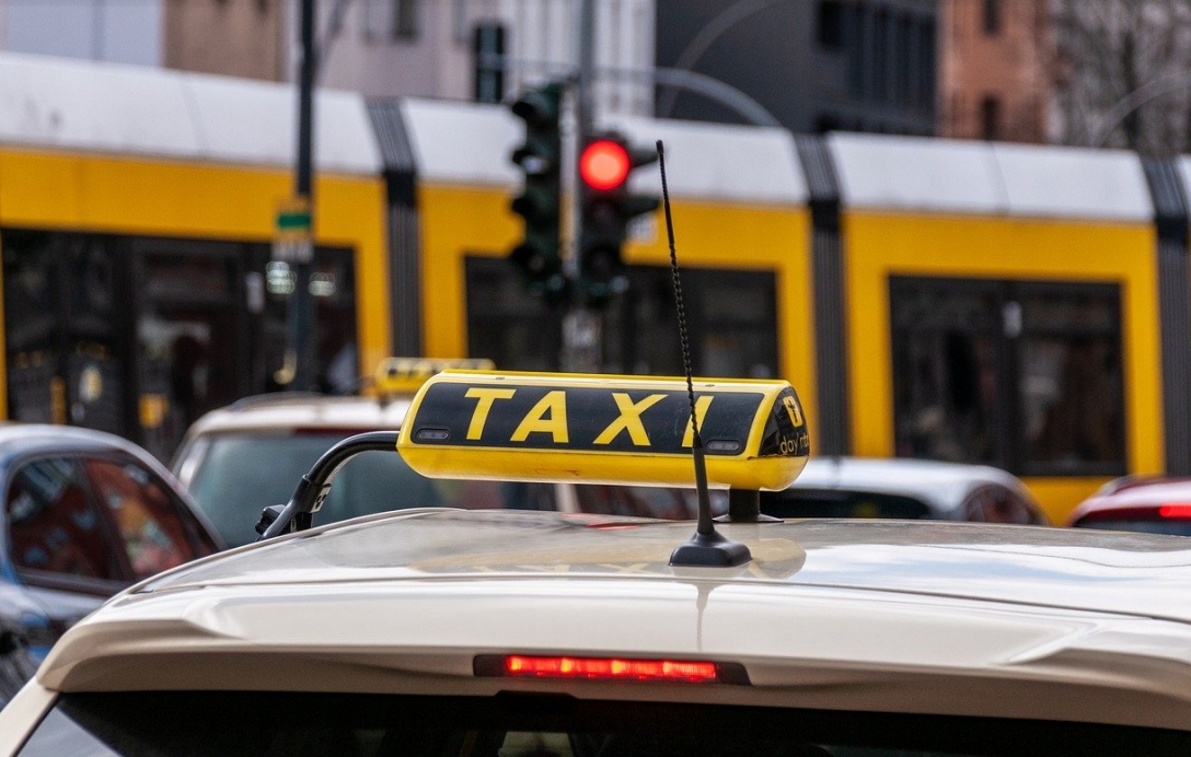 Ukraiński kierowca taksówki zatrzymany za jazdę pod wpływem narkotyków