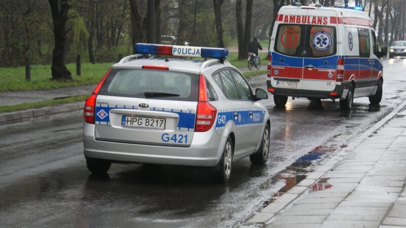 Heroiczna interwencja policjantki z Jabłonny: dzięki natychmiastowym działaniom uratowała 53-letniego mężczyznę