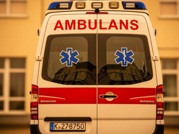 Tragedia na moście w Nowym Dworze Mazowieckim. Młoda kobieta skoczyła do Wisły i zmarła