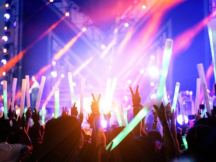 Muzyczne Pożegnanie Lata w Warszawie: Bezpłatny Koncert na Westfield Arkadia Już 6 Września!