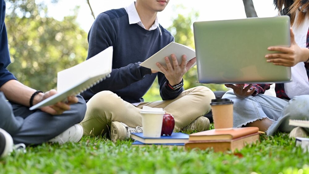 Polska jako europejski magnes dla talentów: Debata na UW o przyszłości edukacji i innowacji