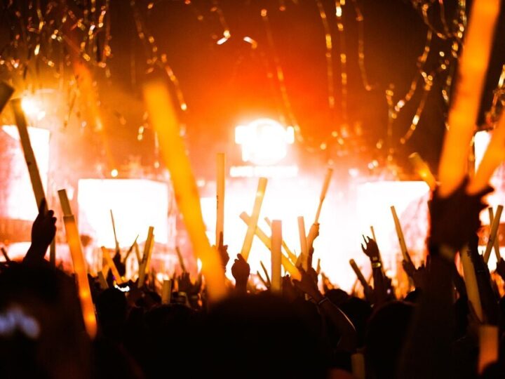 Rockowe emocje w Warszawie: Niezapomniane koncerty, które musisz zobaczyć!