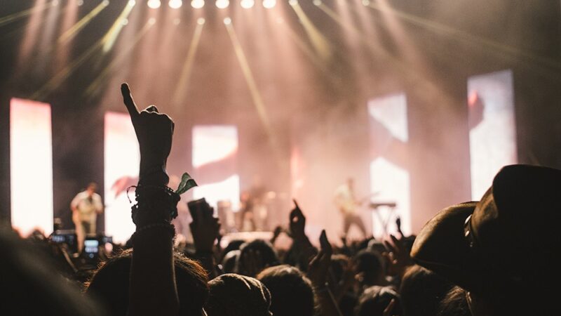 Rockowe szaleństwo 2026: Sprawdź daty, miasta i bilety na niezapomniane koncerty!