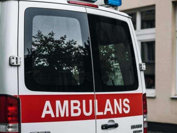 Tragedia w Starych Faszczycach: Niemowlę umiera w łóżeczku, możliwa śmierć łóżeczkowa