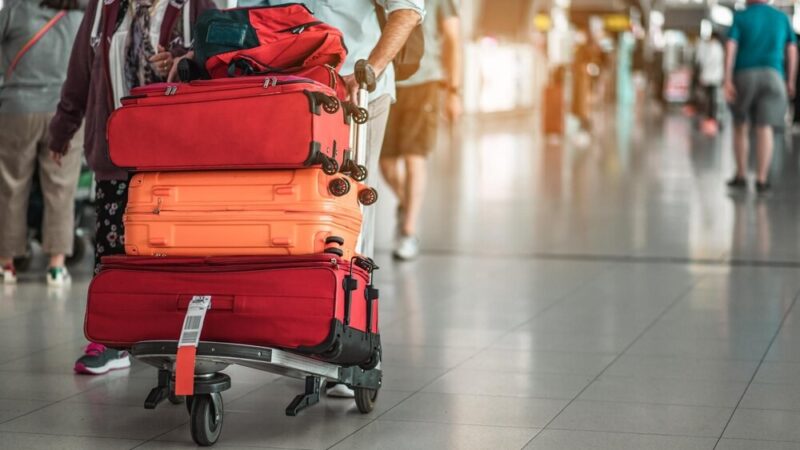 Warszawskie lotniska: 60 miliardów złotych dla polskiej gospodarki!