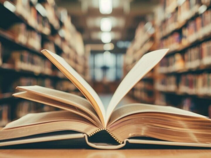 30 lat Wypożyczalni nr 142: Odkryj historię Biblioteki Bemowo!