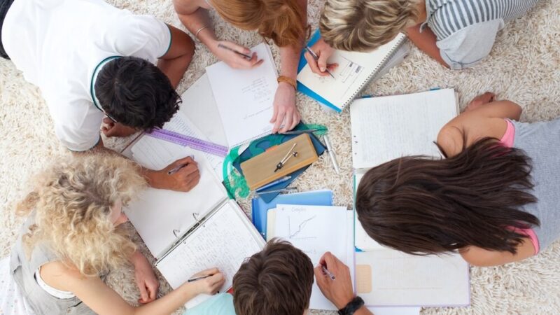 Młodzieżowi radni Śródmieścia: Liderzy jutra w intensywnym szkoleniu!