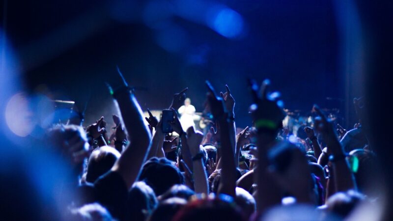 Muzyczne Mosty Między Pokoleniami: Białe Bzy Rozpoczynają Tydzień Seniora w Ursynowie