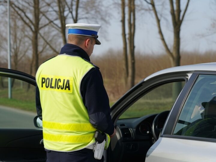 Nietrzeźwy kierowca z dożywotnimi zakazami aresztowany w Warszawie