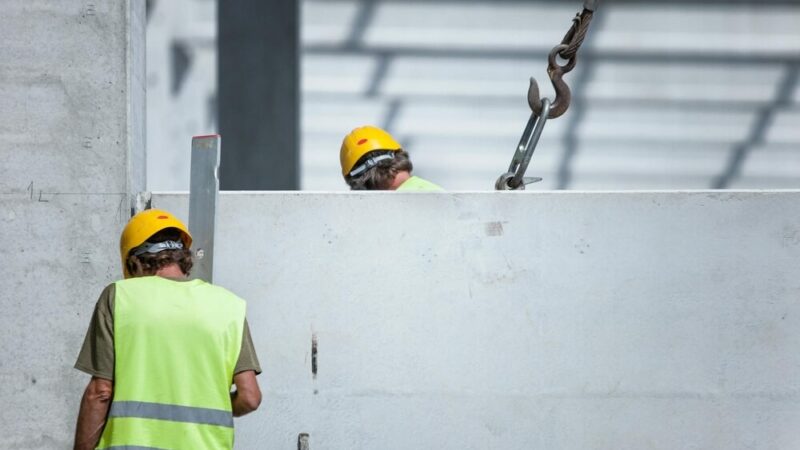 Nowe życie szkoły na Żoliborzu: Termomodernizacja z energooszczędnymi rozwiązaniami