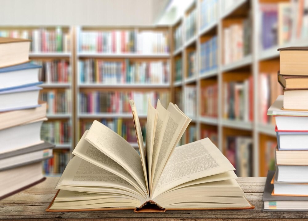 Katarzyna Groniec w Bibliotece: Wieczór Pełen Refleksji i Inspiracji