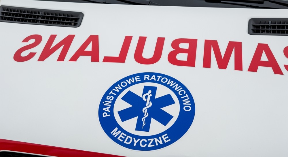 Bohaterska akcja policji: Uwolnili mężczyznę przygniecionego 600-kilogramową szyną!