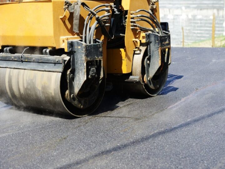 Remont ulicy Brata Alberta: Nowa jakość w Wesołej!