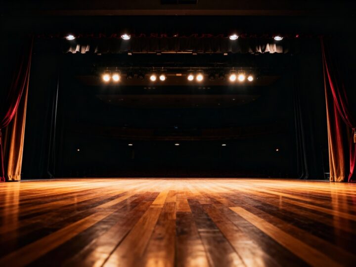 Odkryj tajemnice legendarnego Dodka Dymszy – króla polskiej komedii!