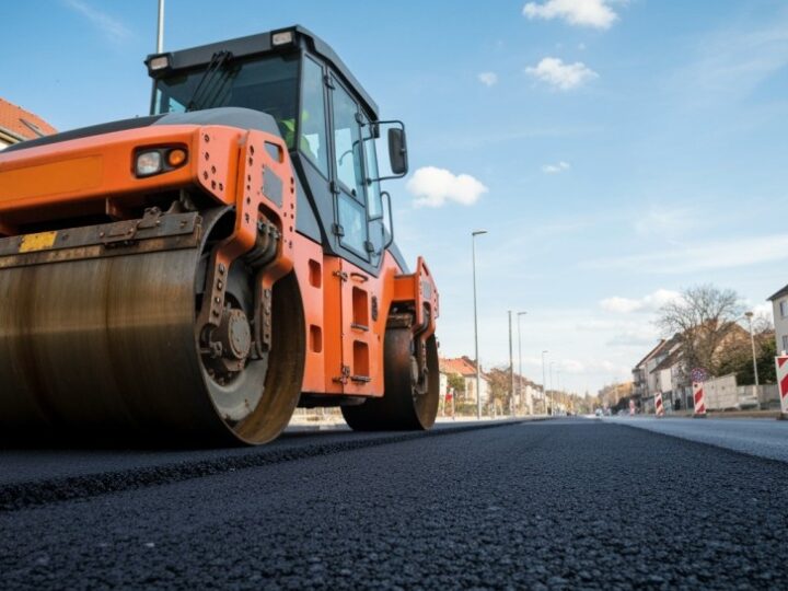 Nowa nawierzchnia i udogodnienia na ul. Andersa w Warszawie