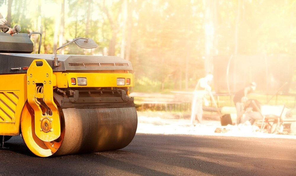 Nowe przejazdy i modernizacja sygnalizacji na skrzyżowaniu Powstańców Śląskich w Warszawie