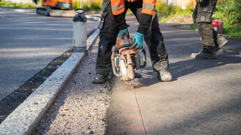 Rekordowe remonty dróg w Warszawie: Sześć ulic w długi weekend!