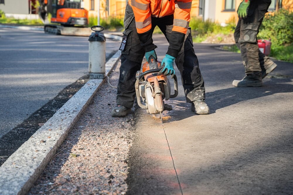 Rekordowe remonty dróg w Warszawie: Sześć ulic w długi weekend!
