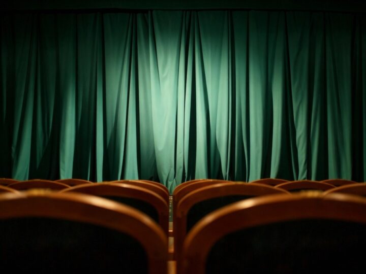 Słonimski na Mokotowie: Plenerowa uczta dla miłośników poezji