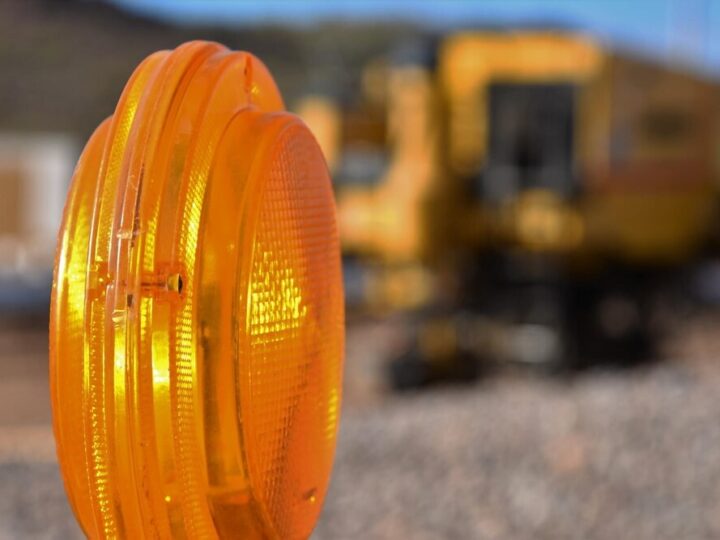 Nowe chodniki w Warszawie: komfort dla pieszych na każdym kroku