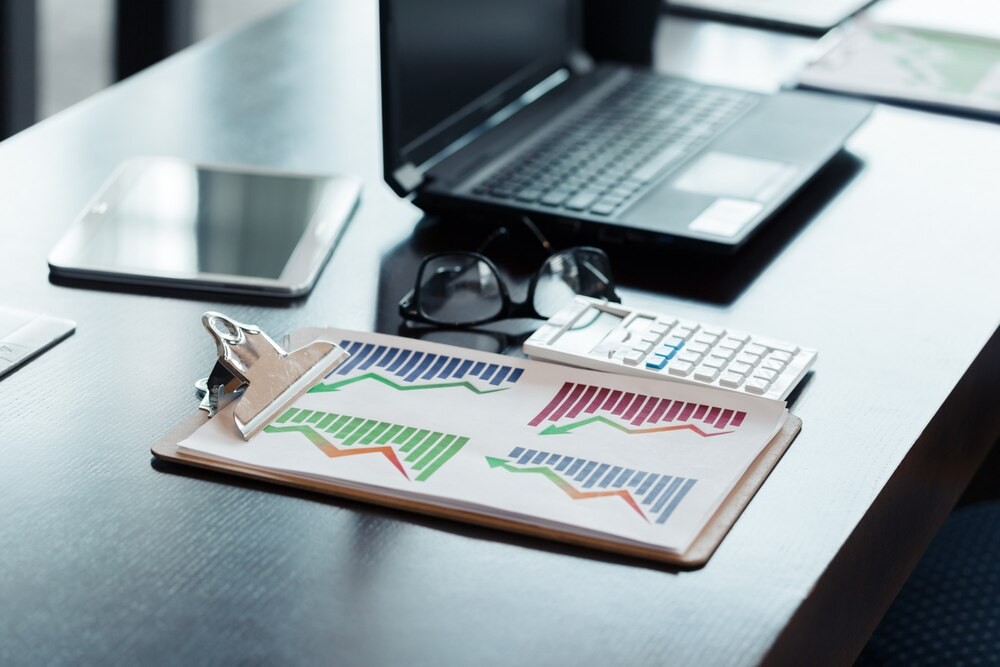 Finanse w związku: Jak zabezpieczyć małżeństwo przed kryzysem?