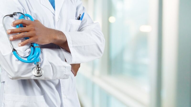 Borsuk uczy przedszkolaki bezpieczeństwa na Ochocie