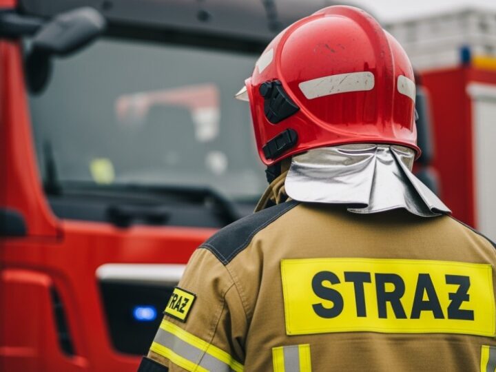 Anita i Mateusz w akcji: Pierwszy dzień w JRG-12 podczas pożaru