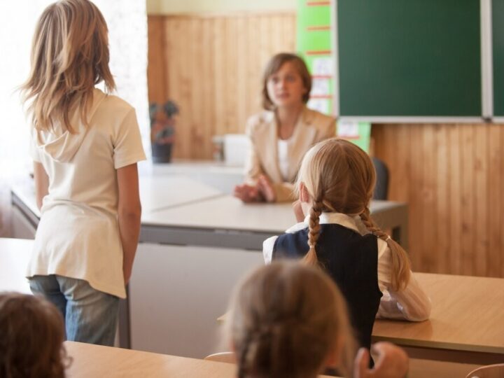 Nowa era edukacji: rządowy program „przyjazna szkoła” dla dzieci z Ukrainy w latach 2025-2027