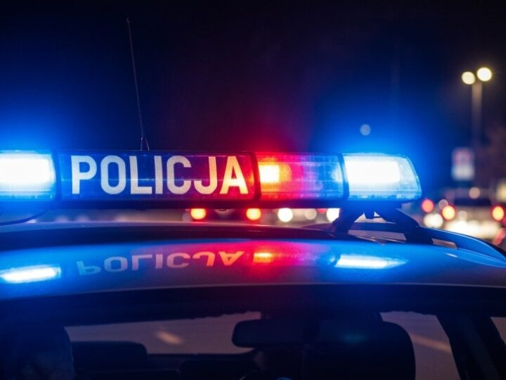 Komisarz Ożarek: Nowa Maskotka Policji Zdobywa Serca Dzieci w Babicach