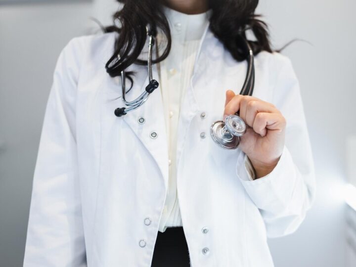 Policjantka w przedszkolu: Bezpieczeństwo w oczach najmłodszych