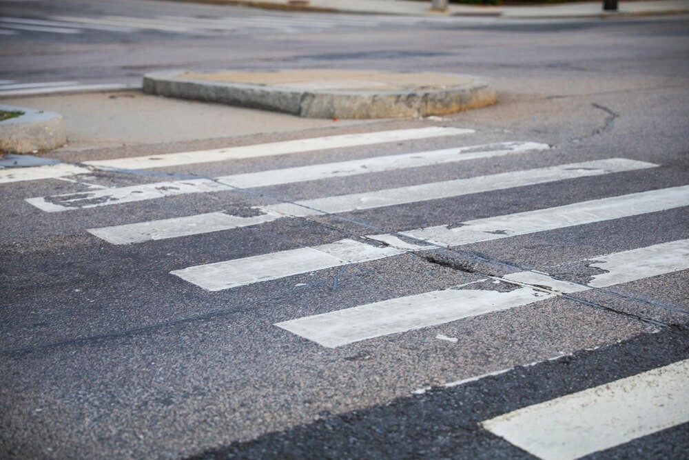Poważne potrącenie nastolatka na przejściu dla pieszych w Korytowie