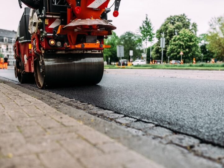 Utrudnienia na Białołęce: Remont ulic Wielkiego Dębu i Echa Leśne