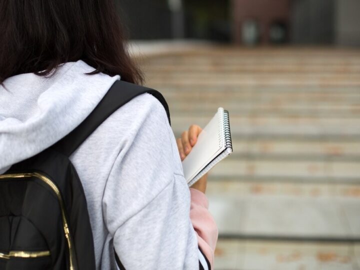 Kryminalistyka na wyciągnięcie ręki: Uczniowie odkrywają tajniki pracy policji