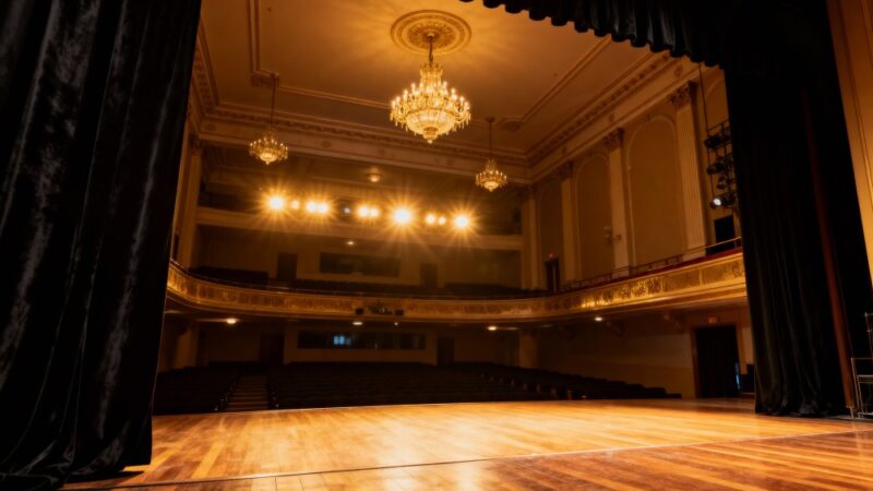 Gogol na Ochocie: Teatralna uczta dla mieszkańców