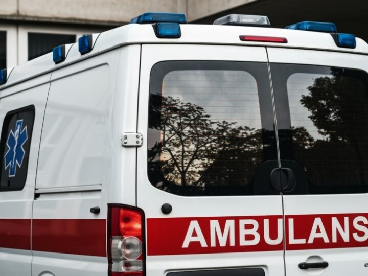 Zimowe niebezpieczeństwa na drogach: jak zadbać o bezpieczeństwo?