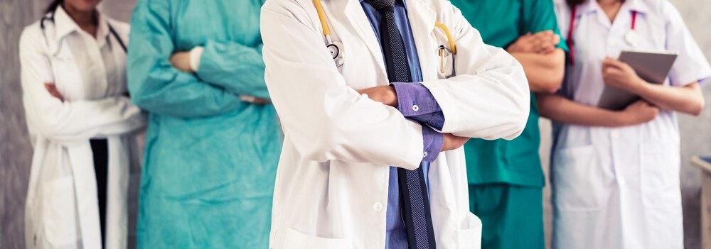 Zima pełna zdrowia: bezpłatne spotkania dla seniorów w Warszawie!