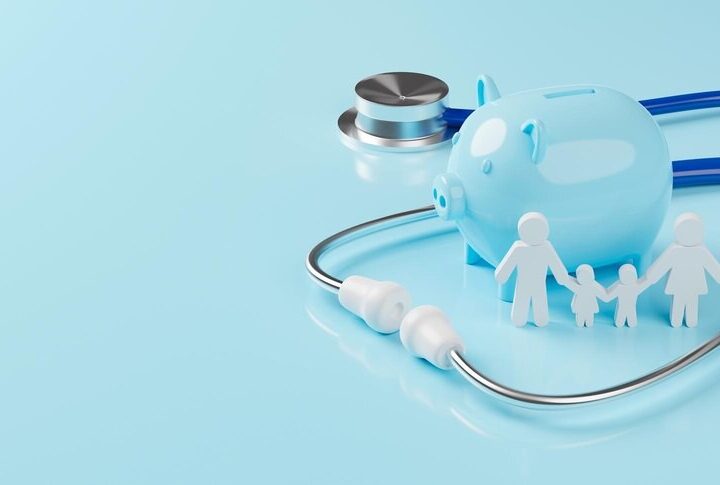 Bezpłatny transport dla seniorów 70+ z okazji Dnia Babci i Dziadka w Warszawie