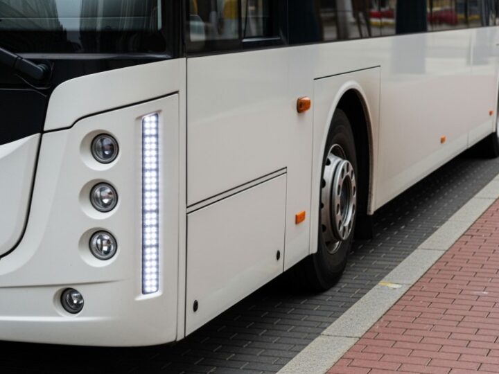 Ekologiczny rewolucjonista: Mercedes-Benz eCitaro Fuel Cell zmienia miejską komunikację