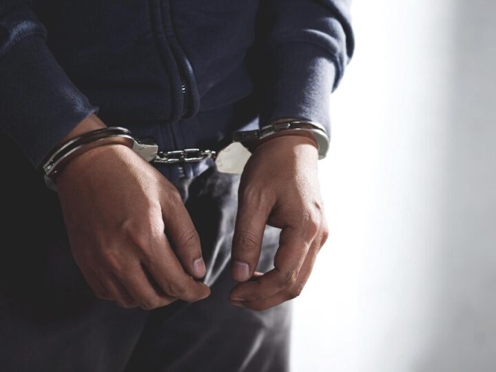 Alkoholowy zamach: napastnik zaatakował ochroniarza gazem!