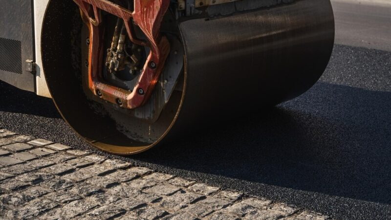 Zimowe wyzwania Rembertowa: kto dba o nasze bezpieczeństwo na drogach?