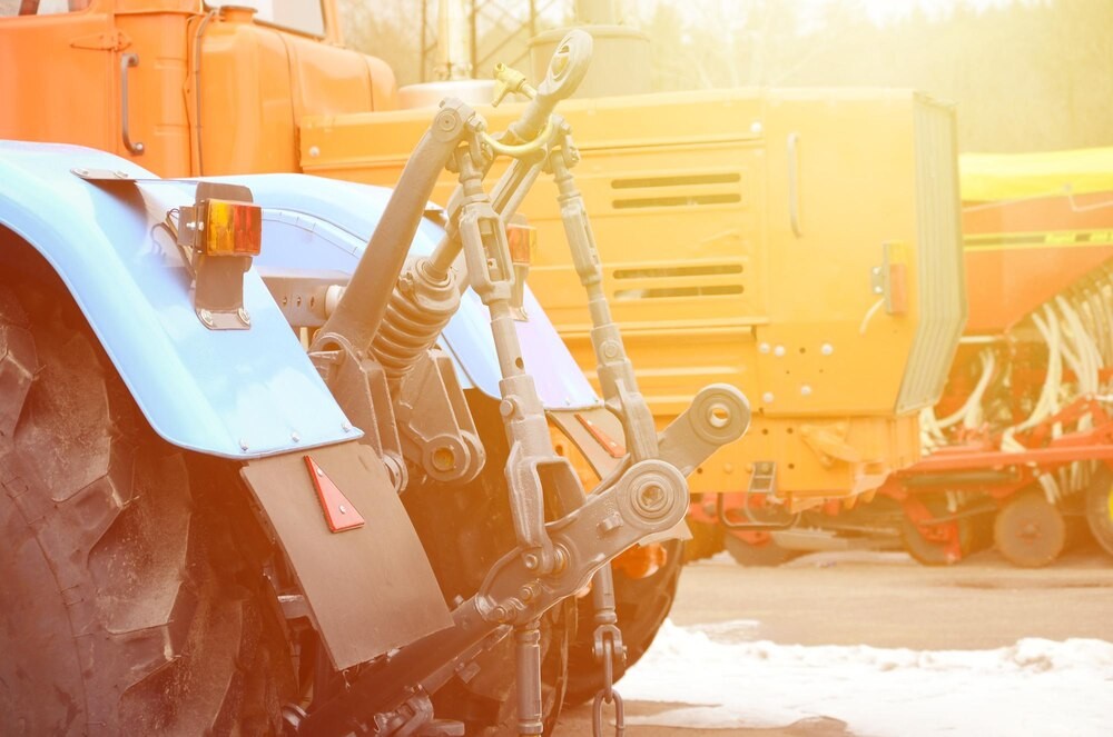 Warszawa inwestuje 100 mln w remonty dróg – nowe standardy dla pieszych!