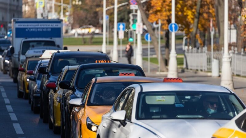 Awaria ciepłownicza zamknęła ulicę Srebrną – objazdy wprowadzono!