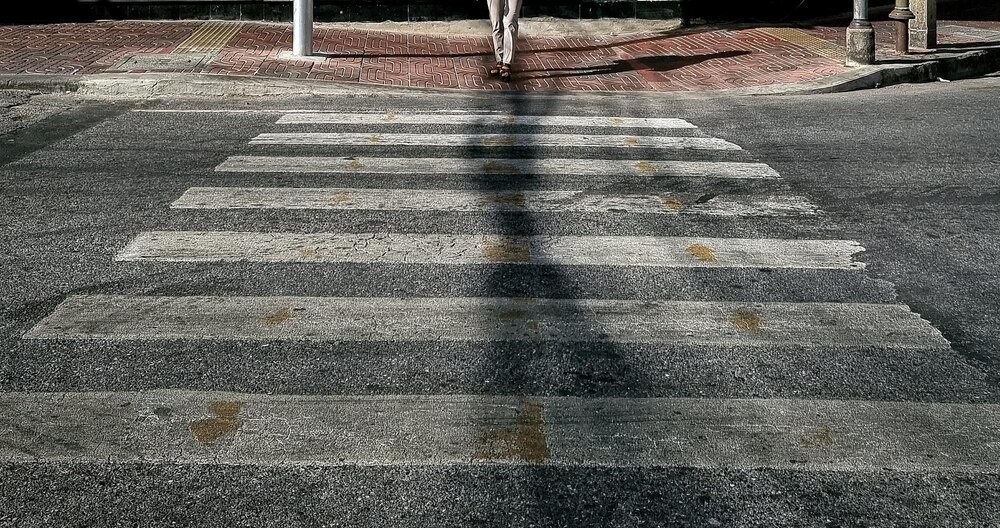 Bezpieczniejsze przejścia dla pieszych w Warszawie do 2025 roku!