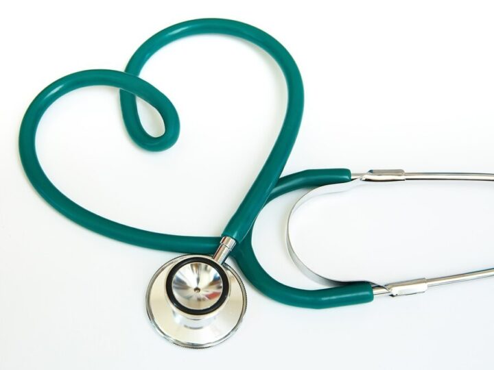 Zmieńmy przyszłość: III edycja wystawy „Dobrze, że jesteś” w walce z depresją