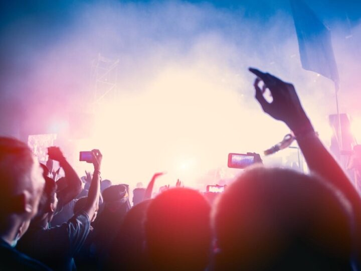 Muzyczna podróż z Krawczykiem: Koncert Mirosława Deredasa!