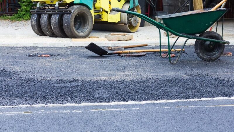 Wawer w ruchu: Nowe parkingi na czas remontu kolei!