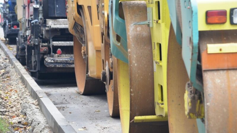 Remont skrzyżowania Cybernetyki i Rzymowskiego: Utrudnienia dla kierowców!