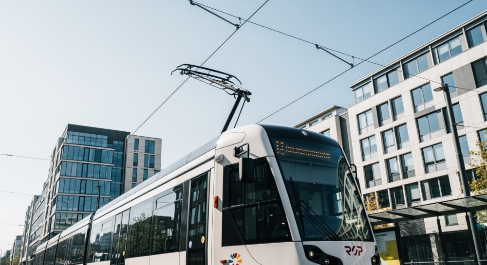 Zabytkowy tramwaj K: Świętuj Dzień Kobiet z Warszawą w ruchu!